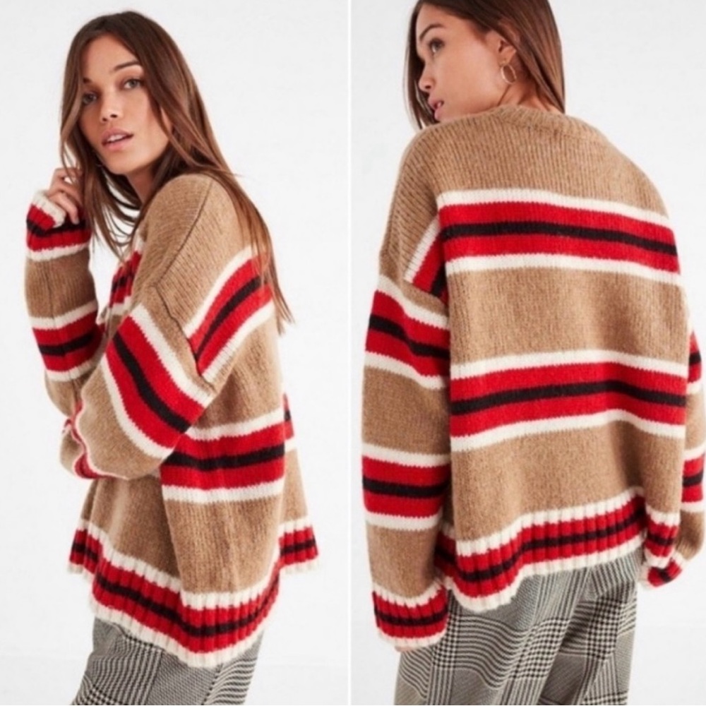 Urban Outfitters Sweater XS (fits medium)